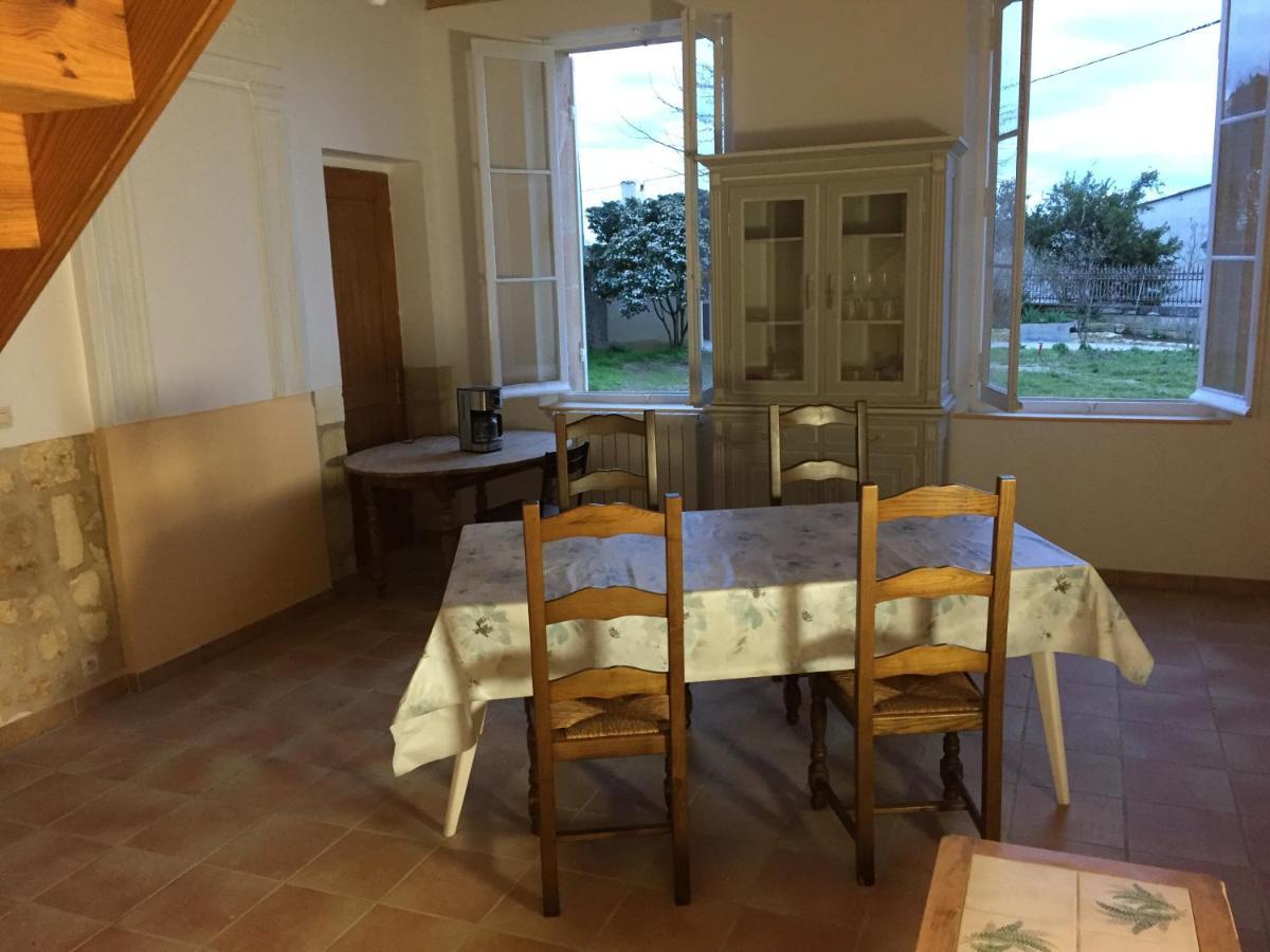 Superbe Gite A La Campagne Dans Le Bordelais Saint-Vivien-de-Blaye المظهر الخارجي الصورة